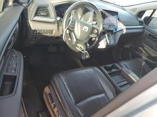5FNRL6H72JB094646 2018 HONDA ODYSSEY - Image 8