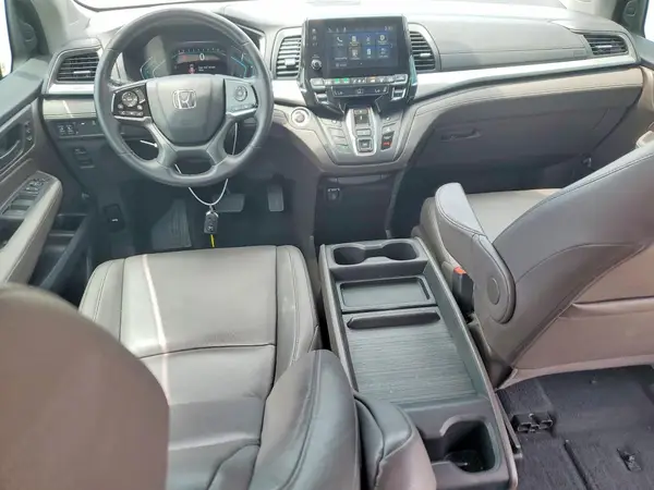 5FNRL6H72JB097885 2018 HONDA ODYSSEY - Image 8