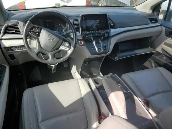 5FNRL6H72JB099281 2018 HONDA ODYSSEY - Image 8