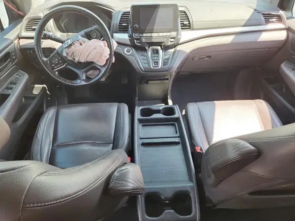 5FNRL6H72JB105337 2018 HONDA ODYSSEY - Image 8