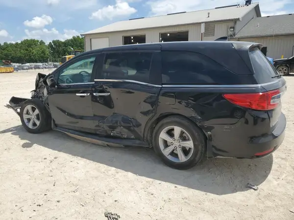 5FNRL6H72JB105645 2018 HONDA ODYSSEY - Image 2