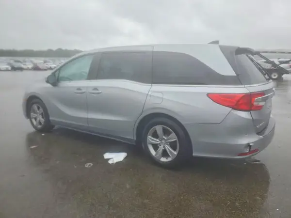 5FNRL6H72JB107511 2018 HONDA ODYSSEY - Image 2