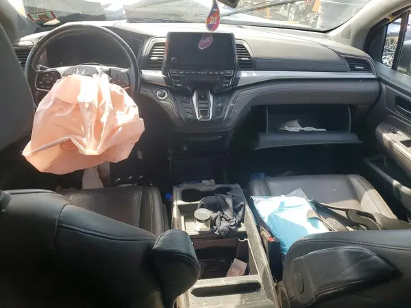 5FNRL6H72JB111347 2018 HONDA ODYSSEY - Image 8