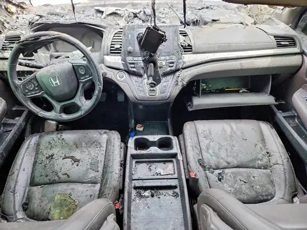 5FNRL6H72KB018250 2019 HONDA ODYSSEY - Image 8