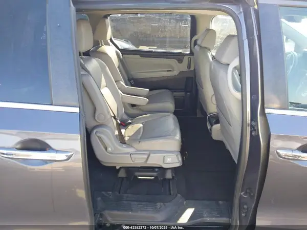 5FNRL6H72KB048347 2019 HONDA ODYSSEY - Image 8