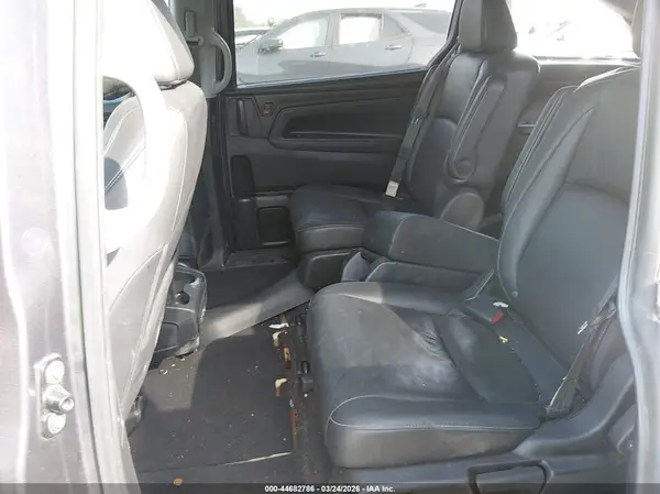 5FNRL6H72MB025587 2021 HONDA ODYSSEY - Image 8