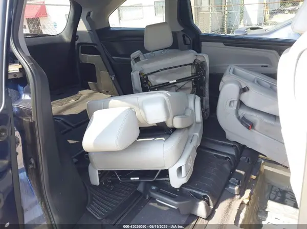 5FNRL6H72MB043037 2021 HONDA ODYSSEY - Image 8