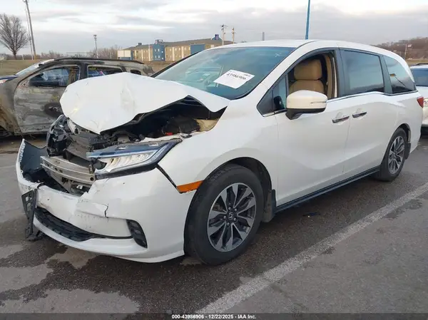 5FNRL6H72NB015269 2022 HONDA ODYSSEY - Image 2
