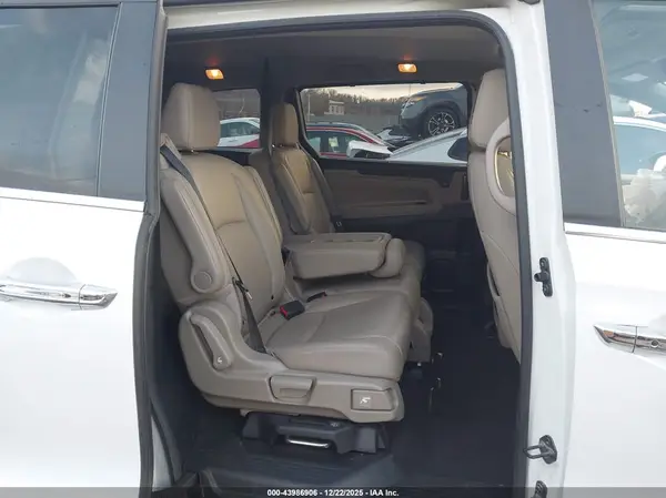 5FNRL6H72NB015269 2022 HONDA ODYSSEY - Image 8