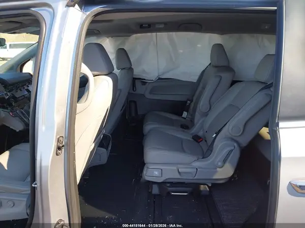 5FNRL6H72NB049387 2022 HONDA ODYSSEY - Image 8