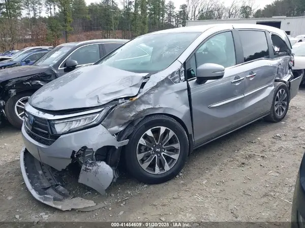 5FNRL6H72NB059451 2022 HONDA ODYSSEY - Image 2