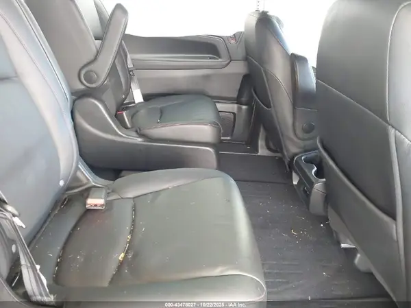 5FNRL6H72PB014657 2023 HONDA ODYSSEY - Image 8