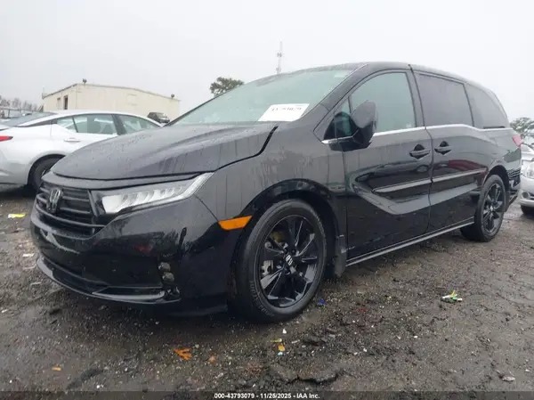 5FNRL6H72RB026505 2024 HONDA ODYSSEY - Image 2