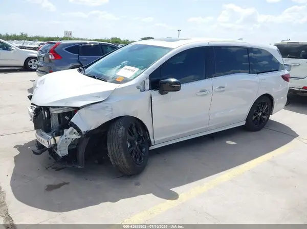 5FNRL6H72RB061223 2024 HONDA ODYSSEY - Image 2