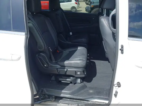5FNRL6H72RB061223 2024 HONDA ODYSSEY - Image 8