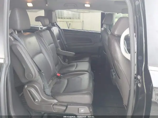 5FNRL6H73JB002315 2018 HONDA ODYSSEY - Image 8