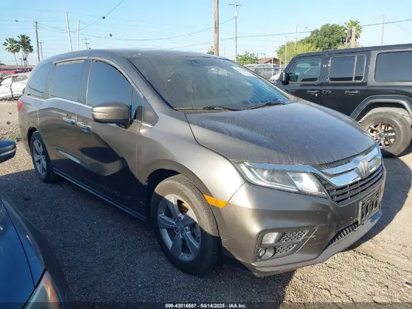 5FNRL6H73JB004159 2018 HONDA ODYSSEY - Image 1