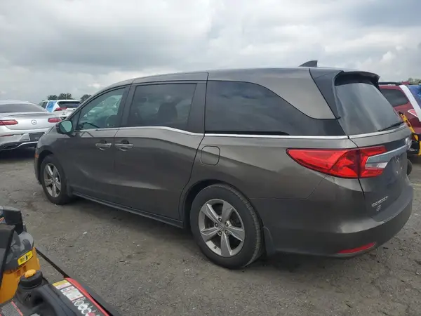 5FNRL6H73JB013041 2018 HONDA ODYSSEY - Image 2