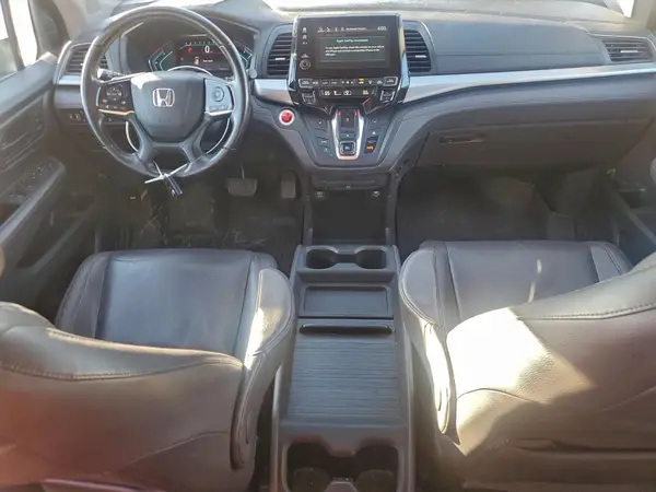 5FNRL6H73JB014898 2018 HONDA ODYSSEY - Image 8