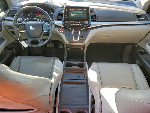 5FNRL6H73JB018787 2018 HONDA ODYSSEY - Image 8