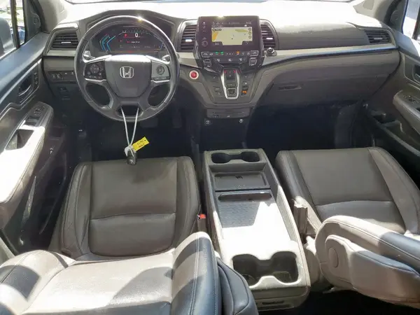 5FNRL6H73JB020135 2018 HONDA ODYSSEY - Image 8