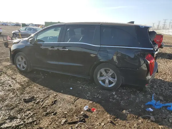 5FNRL6H73JB034052 2018 HONDA ODYSSEY - Image 2