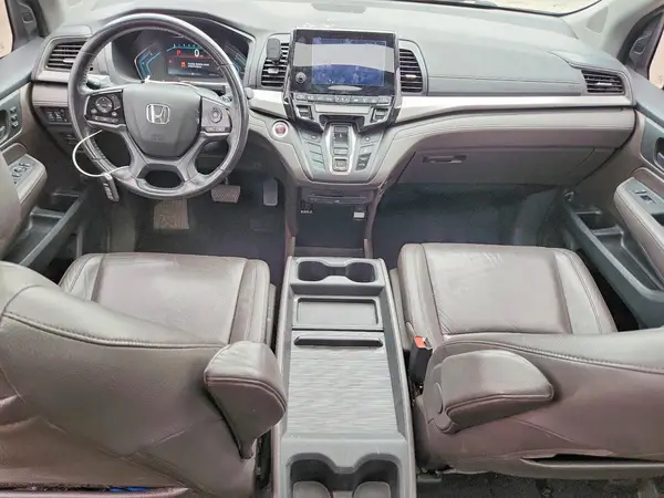 5FNRL6H73JB035007 2018 HONDA ODYSSEY - Image 8