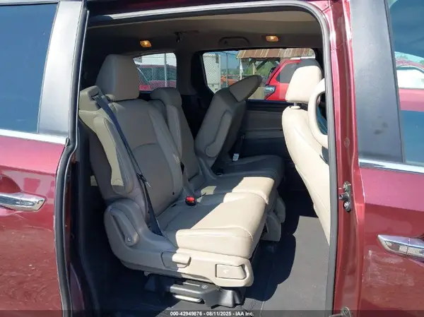 5FNRL6H73JB035220 2018 HONDA ODYSSEY - Image 8