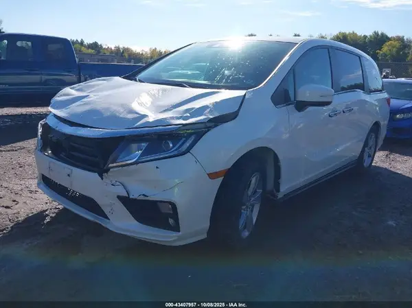 5FNRL6H73JB036996 2018 HONDA ODYSSEY - Image 2