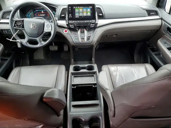 5FNRL6H73JB042670 2018 HONDA ODYSSEY - Image 8