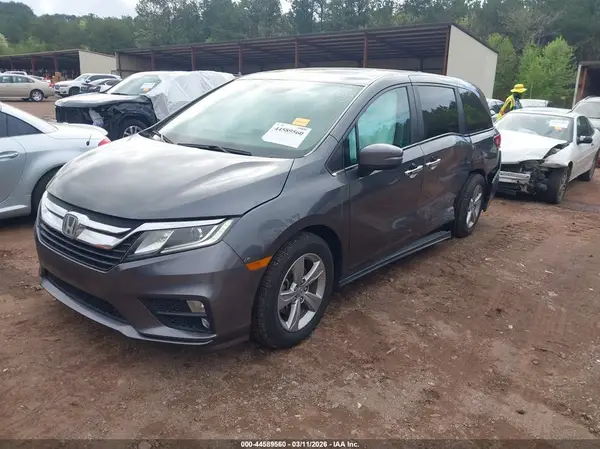 5FNRL6H73JB051479 2018 HONDA ODYSSEY - Image 2