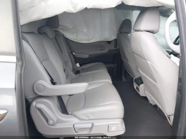 5FNRL6H73JB051479 2018 HONDA ODYSSEY - Image 8