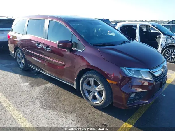 5FNRL6H73JB052258 2018 HONDA ODYSSEY - Image 1