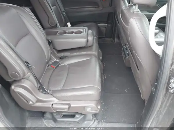 5FNRL6H73JB053670 2018 HONDA ODYSSEY - Image 8