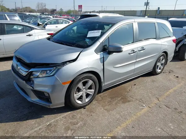 5FNRL6H73JB058447 2018 HONDA ODYSSEY - Image 2