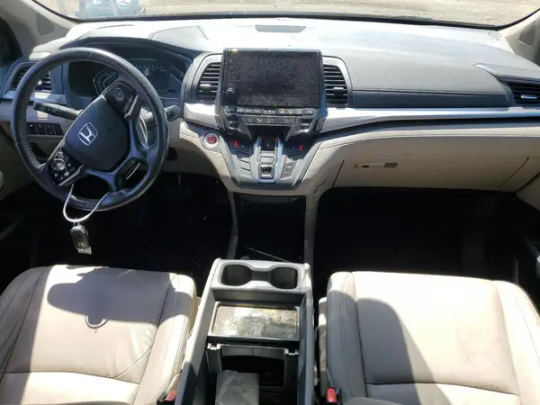 5FNRL6H73JB058562 2018 HONDA ODYSSEY - Image 8