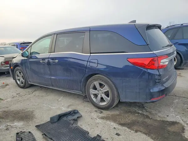 5FNRL6H73JB059887 2018 HONDA ODYSSEY - Image 2