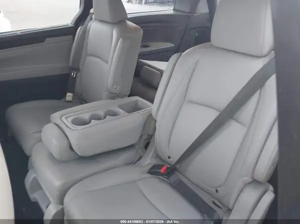 5FNRL6H73JB066712 2018 HONDA ODYSSEY - Image 8