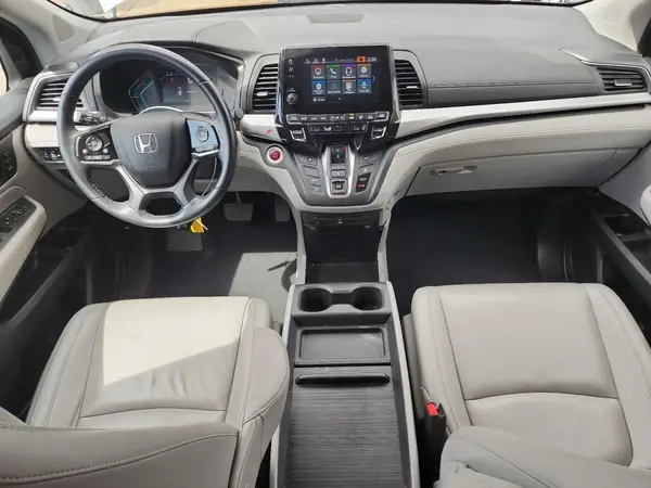 5FNRL6H73JB069545 2018 HONDA ODYSSEY - Image 8