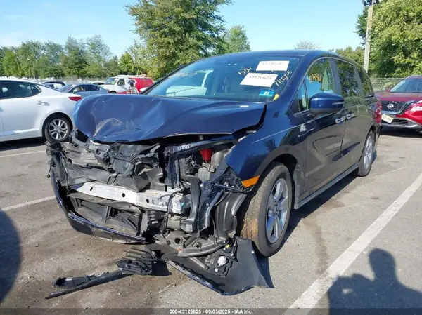 5FNRL6H73JB070288 2018 HONDA ODYSSEY - Image 2