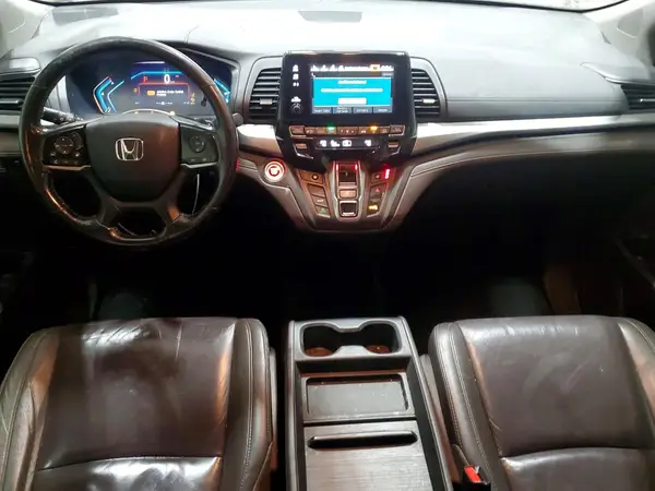 5FNRL6H73JB073627 2018 HONDA ODYSSEY - Image 8