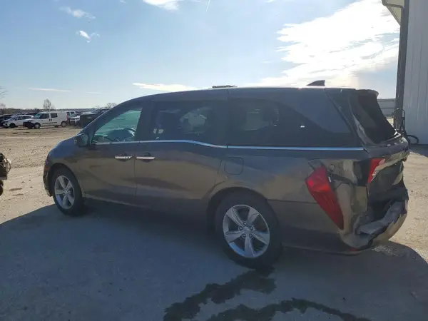 5FNRL6H73JB077242 2018 HONDA ODYSSEY - Image 2