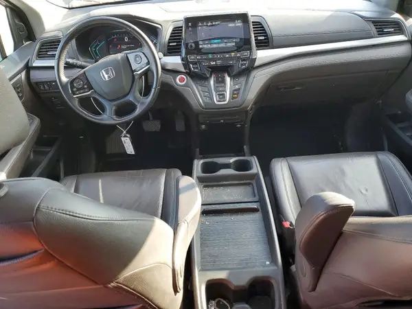 5FNRL6H73JB077242 2018 HONDA ODYSSEY - Image 8