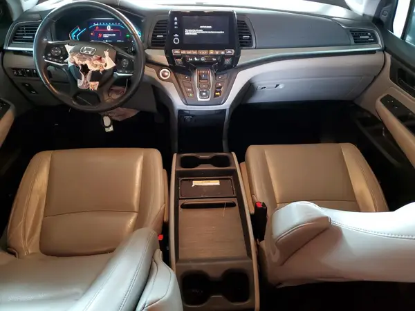 5FNRL6H73JB080142 2018 HONDA ODYSSEY - Image 8