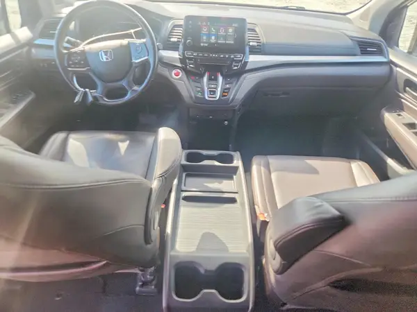 5FNRL6H73JB080576 2018 HONDA ODYSSEY - Image 8