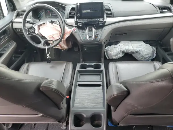 5FNRL6H73JB081114 2018 HONDA ODYSSEY - Image 8