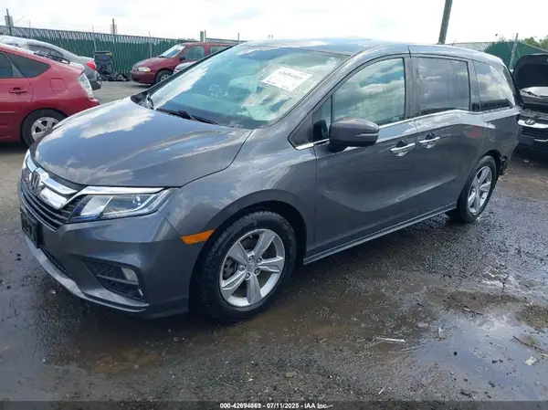 5FNRL6H73JB083476 2018 HONDA ODYSSEY - Image 2