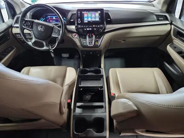 5FNRL6H73JB091447 2018 HONDA ODYSSEY - Image 8
