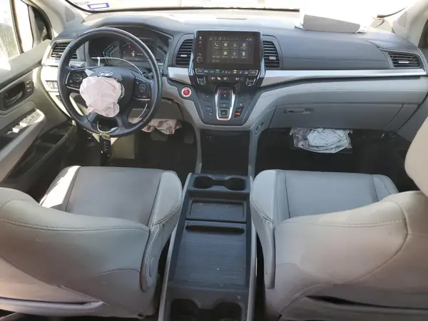5FNRL6H73JB098611 2018 HONDA ODYSSEY - Image 8