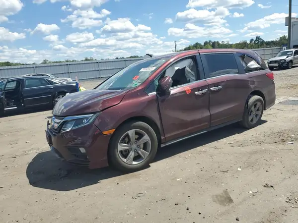 5FNRL6H73JB110062 2018 HONDA ODYSSEY - Image 1